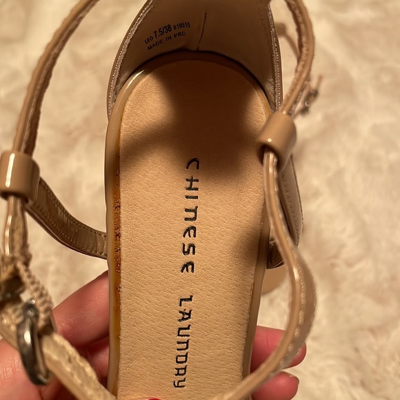 Chinese Laundry Beige Stiletto Heel- size 7 1/2 - Picture 7 of 8